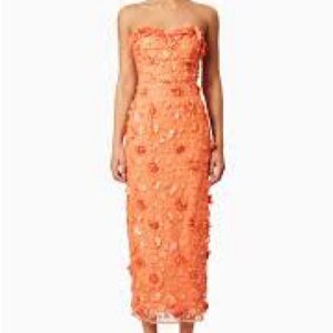 Elliatt Bluebell Midi Dress Orange